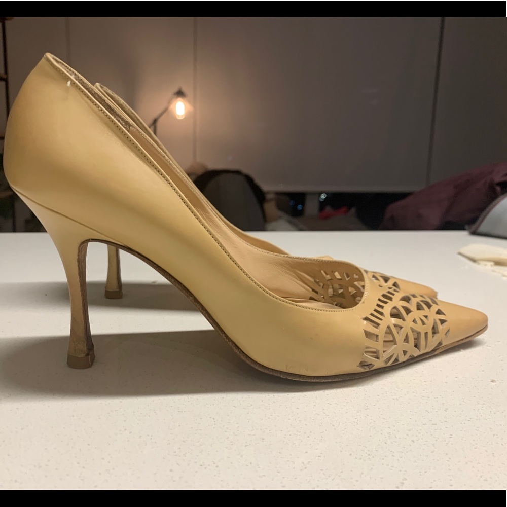 Manolo Blahnik pumps